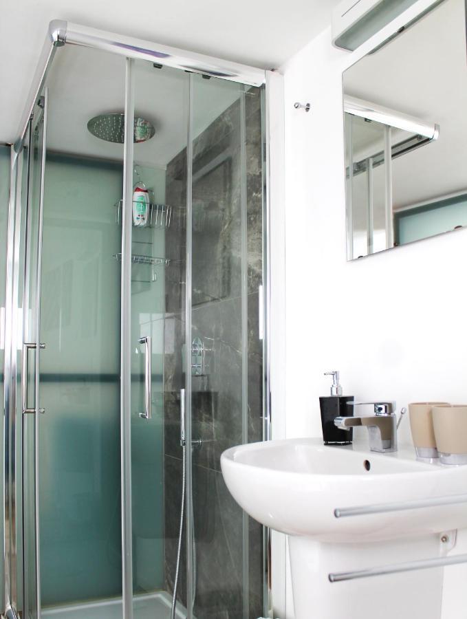 Novecento Apartment โมโนโปลี ภายนอก รูปภาพ